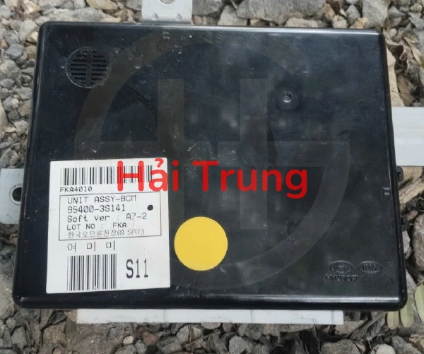 Hộp thu tín hiệu từ xa Hyundai Sonata Tháo Xe 954003S141