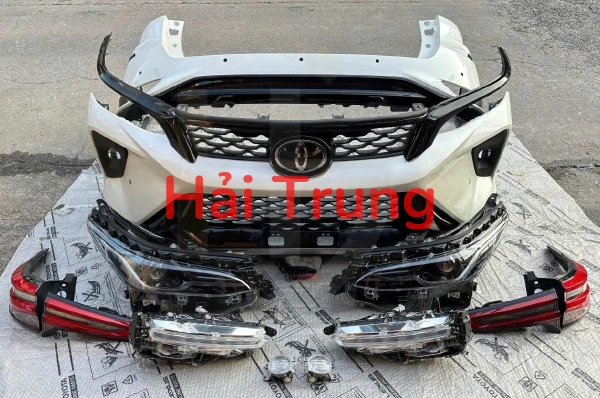 Full bộ cản trước, cản sau Toyota Fortuner 2021 Tháo Xe