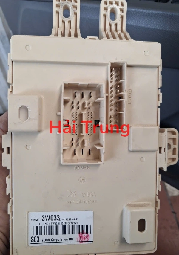 Hộp cầu trì trong xe Kia Sportage 2014 Tháo Xe 91950-3W033 919503W033