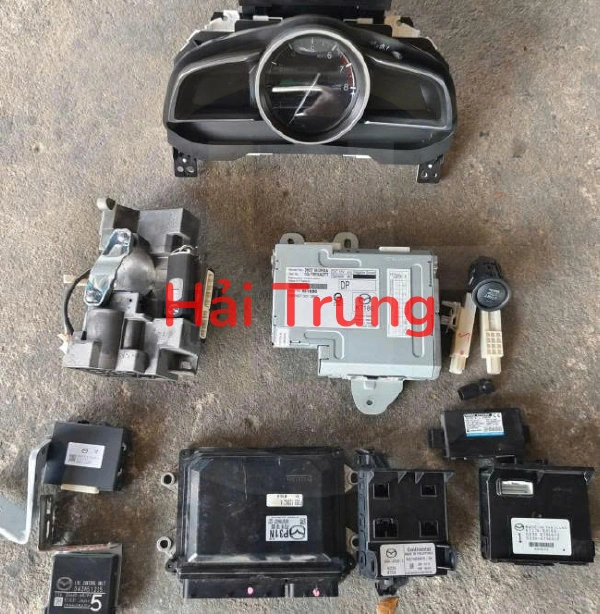 Full bộ điện, bộ nổ, hộp điện đầy đủ Mazda 2 2020 5 cửa Hatchback Tháo Xe