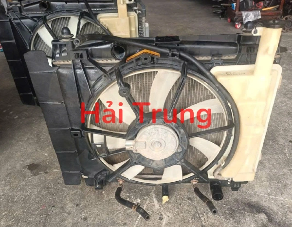 Cụm lồng quạt két nước Toyota Vios, Yaris Tháo Xe