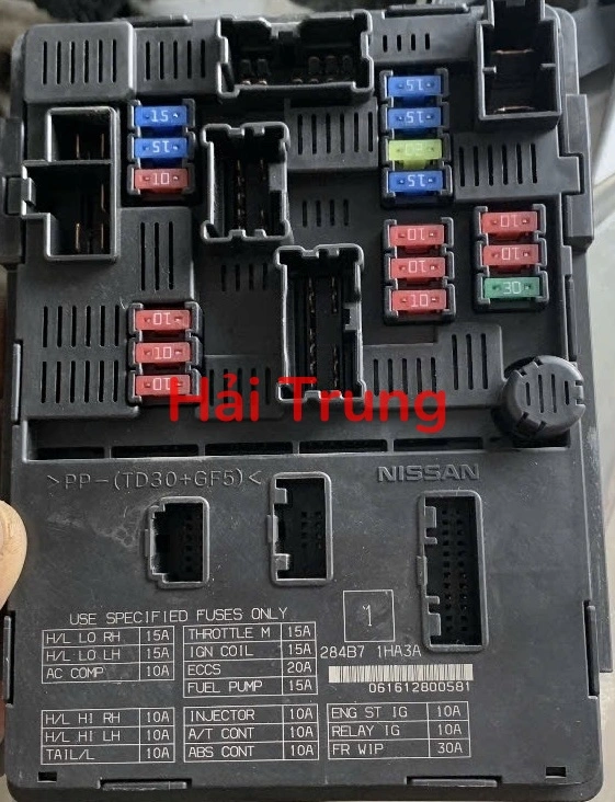 Hộp cầu trì IPDM Nissan Sunny Tháo Xe 284B7-1HA3A 284B71HA3A
