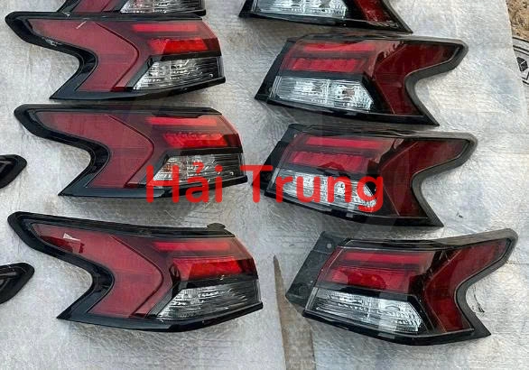 Đèn hậu ngoài Nissan Almera 2021-2025 Tháo Xe Zin