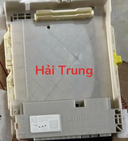 Hộp cầu trì trung tâm Toyota Camry 2012 2013 Tháo Xe 82730-33F72 8273033F72