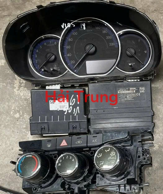 Đồng hồ táp lô, bảng điều khiển điều hòa Toyota Vios 2019-2021 Tháo Xe