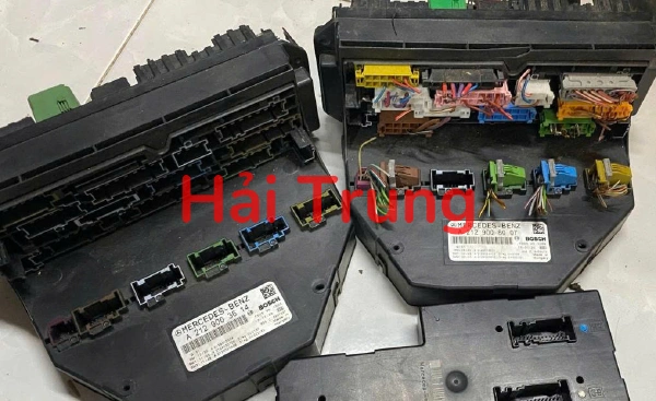 Hộp cầu trì MERCEDES BENZ C CLASS W204 Tháo Xe A2129003614 A2129008007