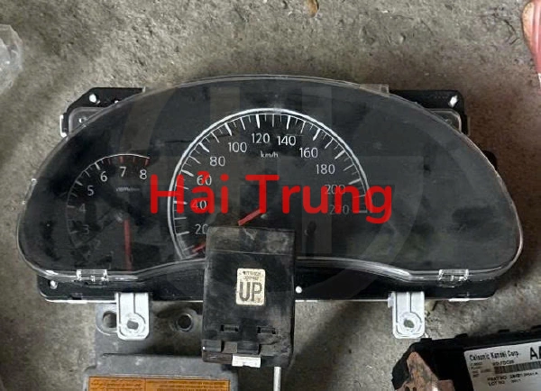 Đồng hồ táp lô Nissan Suny 2015 Tháo Xe