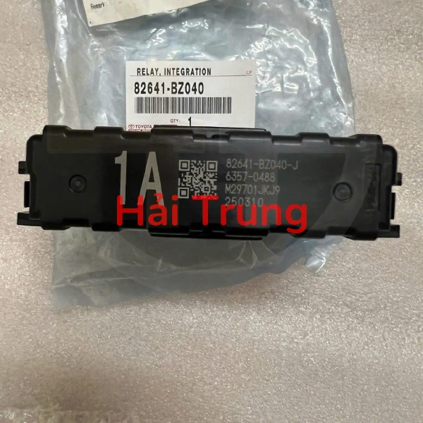 82641BZ040 Hộp cầu trì đầu xe Toyota Avanza, Veloz, Raize, Yaris, Vios