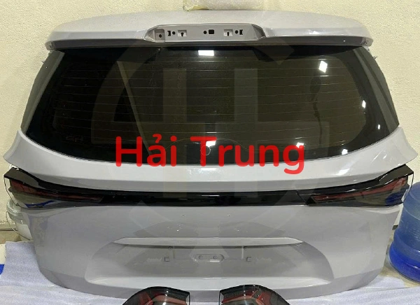Cốp sau, cửa hậu Isuzu MuX 2025 2026 2027 Tháo Xe