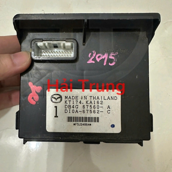 DB4G67560A Hộp điều khiển thân xe Mazda 2, CX3 Tháo Xe