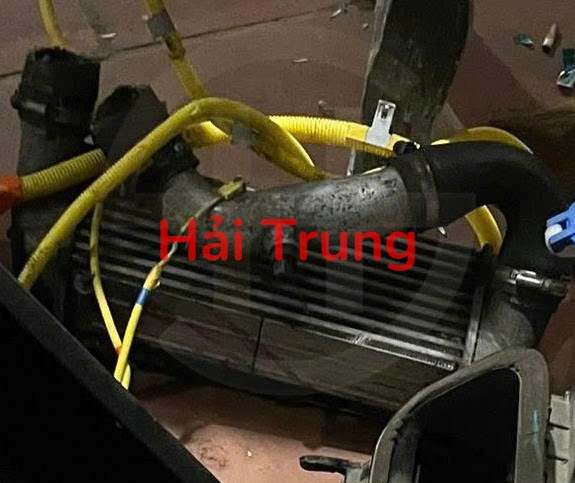 Két làm mát turbo Hyundai Santafe 2009 2010 Tháo Xe