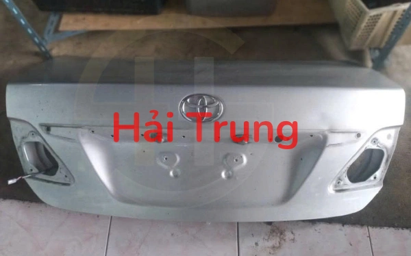 Cốp sau Toyota Corolla Altis tháo Xe