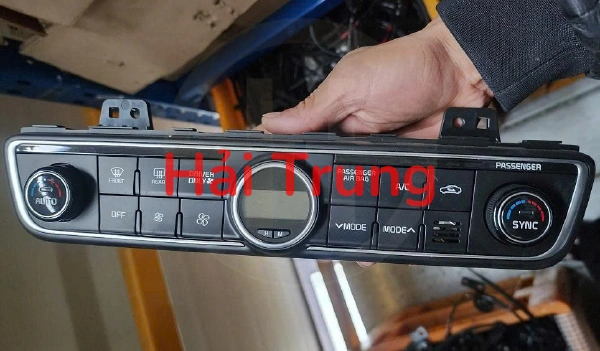 Bảng điều khiển công tắc điều hòa AC Kia Cadenza Tháo Xe