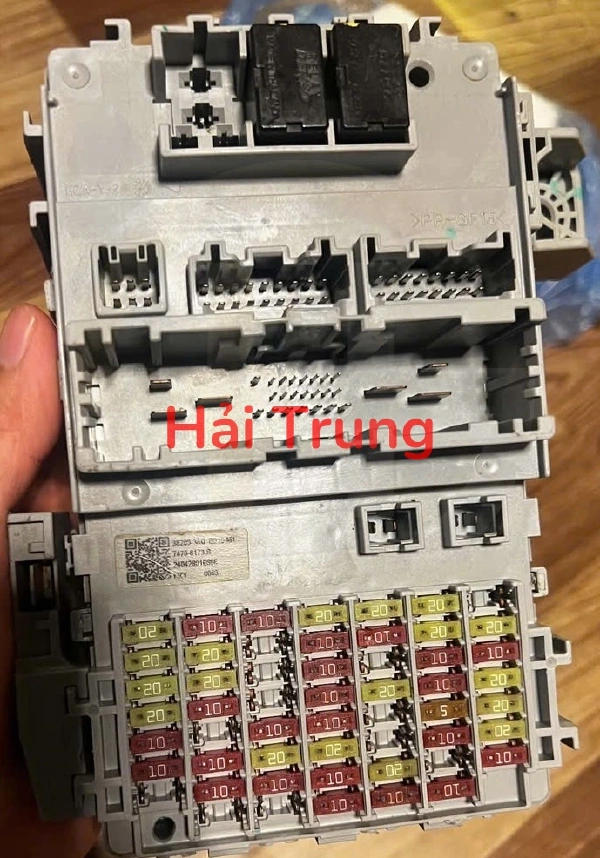 Hộp cầu trì Honda Tháo XE 38200-3A0-B010-M1