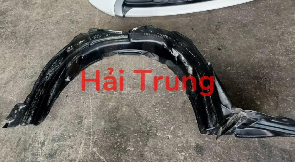 Lòng dè Toyota Yaris Tháo Xe