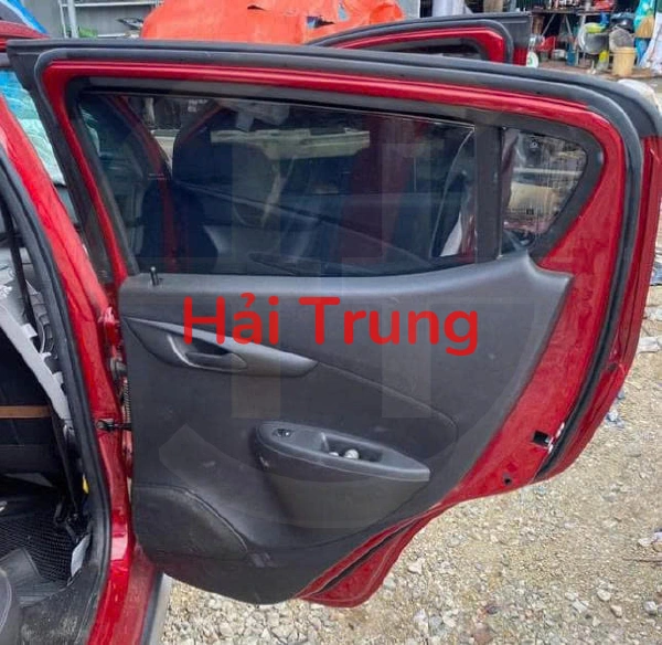 Cánh cửa Vinfast Fadil 2019-2022 Tháo Xe