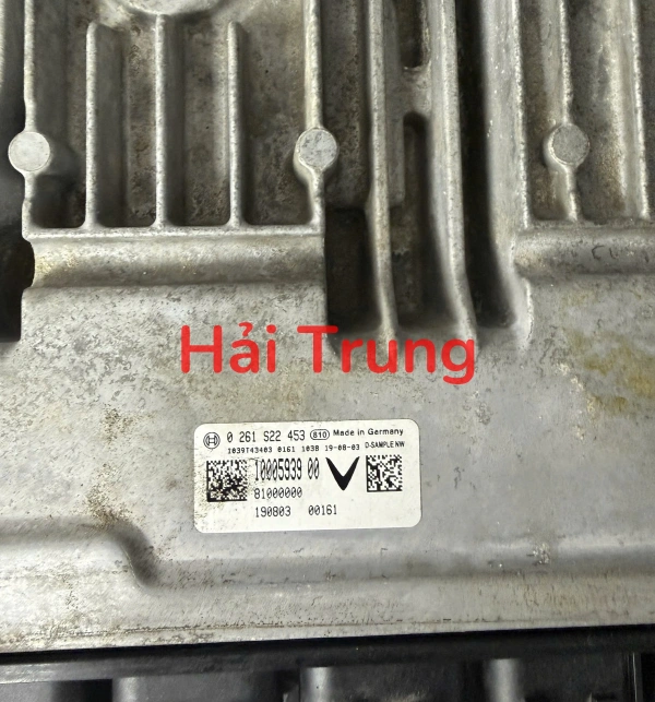 Hộp điều khiển động cơ ECU Vinfast LuxA, Lux SA2.0 Tháo Xe 0261S22453