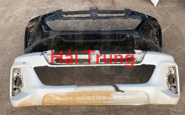 Cản trước Toyota Hilux 2015-2018 Tháo Xe