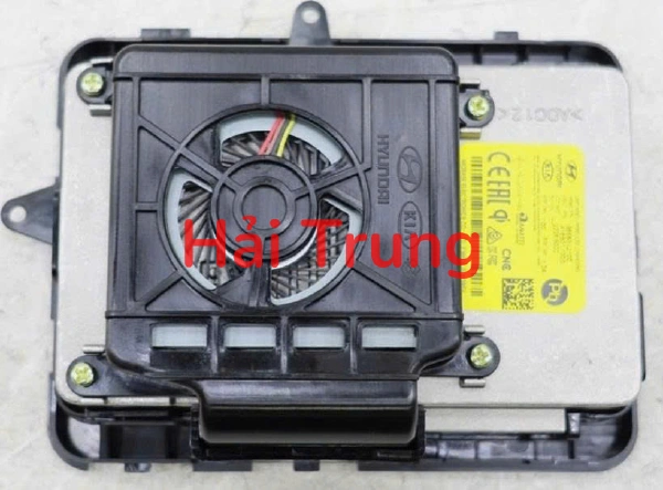 Hộp sạc điện thoại không dây Kia K5 2022-2025 95560L2100