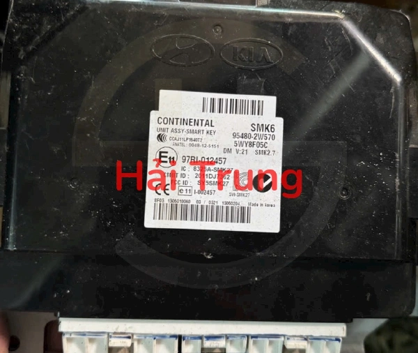 Hộp chìa khóa SMK Hyundai Santafe 2016-2018 Tháo Xe 95480-2W570