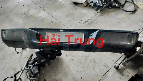 Cản sau Ford Ranger 2022 3.2 Tháo Xe