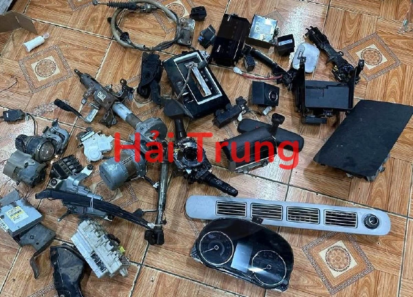 Tháo Xe Full bộ điện, bộ đề nổ, hộp điện Mitsubishi Xpander Tháo Xe