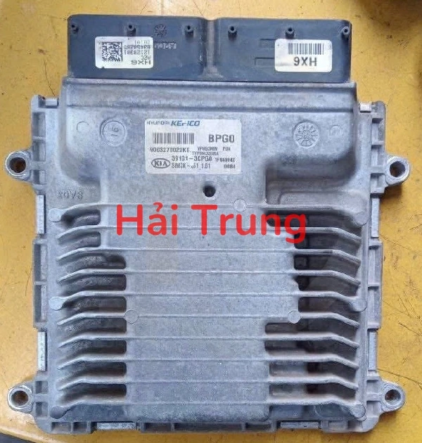 Hộp điều khiển động cơ Hộp đen ECU Kia Sedona Carnival Tháo Xe 391013CPG0