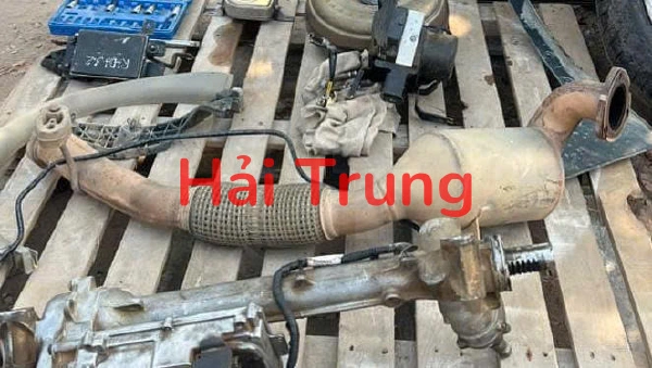 Ống xả Ford Ranger 2022 3.2 Tháo Xe