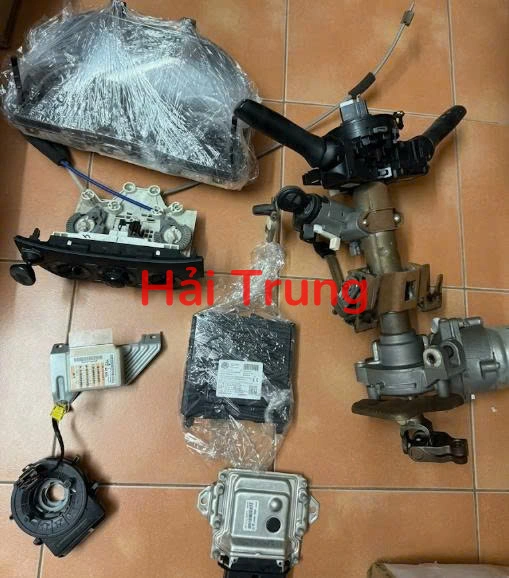 Tháo Xe Full bộ điện, hộp điện đầy đủ Suzuki Ertiga 2022 2023 2024