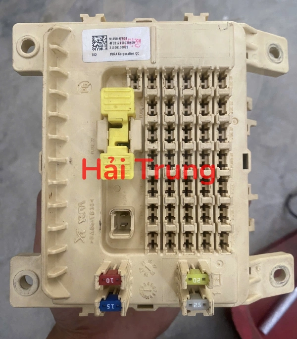 Hộp cầu trì Hyundai New Porter 2022 Tháo Xe 919504F021