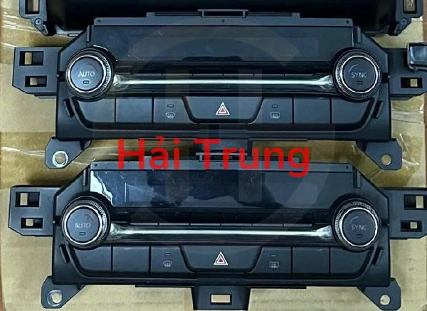Bảng điều khiển công tắc điều hòa Mazda CX30 Tháo Xe