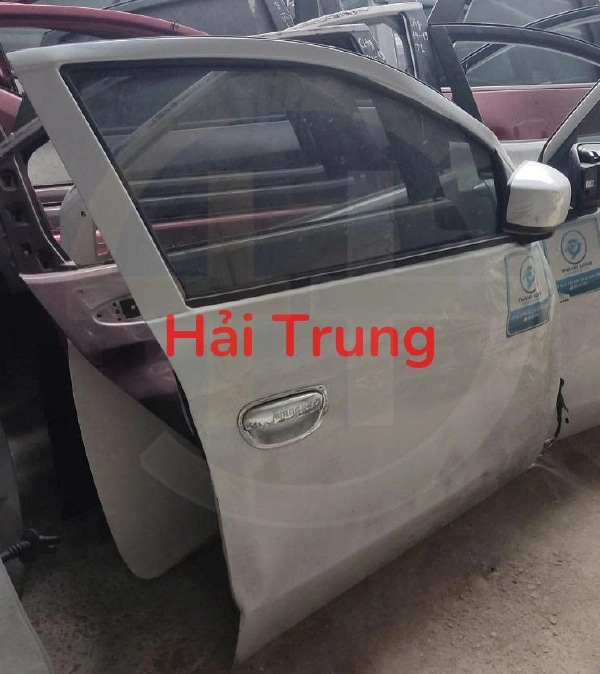 Cánh cửa Mitsubishi Mirage 2020 Tháo Xe