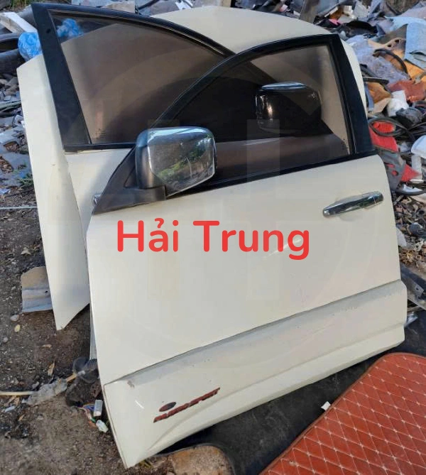 Cánh cửa Mitsubishi Pajero 2011 Tháo Xe