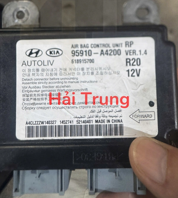 Hộp điều khiển túi khí Kia Carens 2013-2016 Tháo Xe 95910A4200