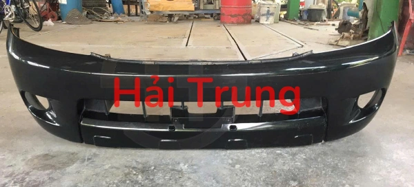Cản trước Toyota Hilux 2004-2007 màu đen Tháo xe