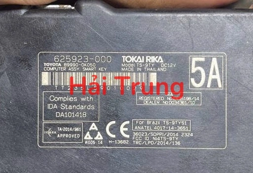 Hộp điều khiển khóa thông minh Smart Key Toyota Hilux 2015-2018 Tháo Xe 89990-0K050 899900K050