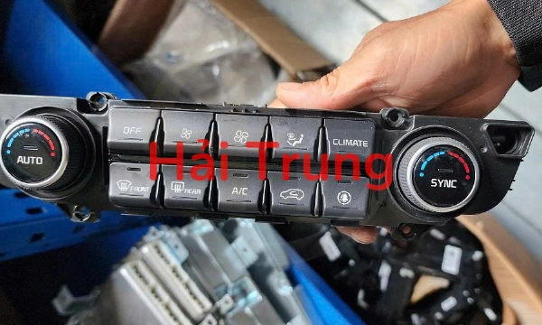 Bảng điều khiển công tắc điều hòa AC Kia Sportage 2017-2020 Tháo Xe