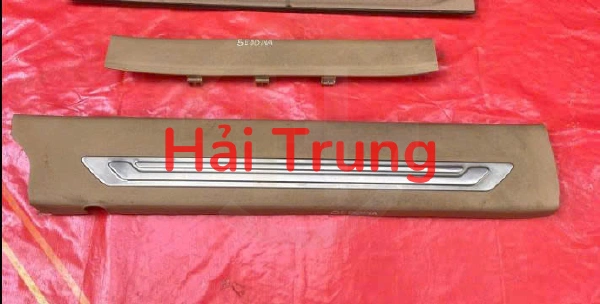 Ốp bậc cửa Kia Sedona 2019 2020 Tháo Xe