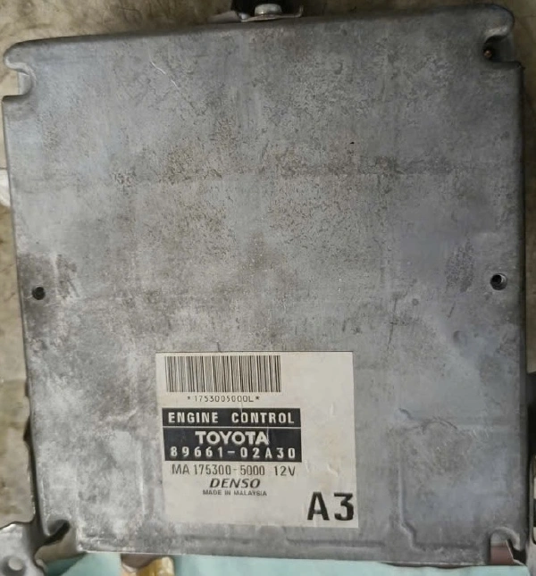 Hộp điều khiển động cơ Hộp đen ECU Toyota Corolla Altis 2007 Tháo Xe 89661-02A30