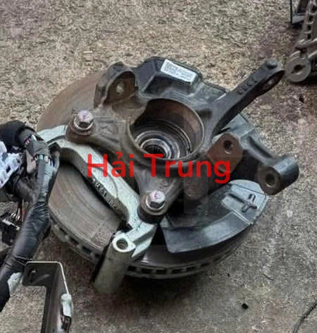 Ngõng moay ơ Kia Sonet 2023-2025 Tháo Xe