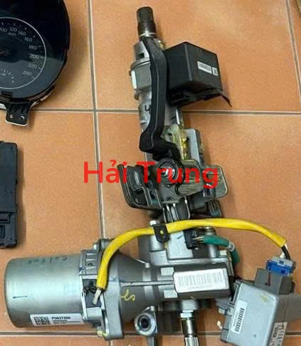 Cụm cọc lái Kia Seltos Tháo Xe