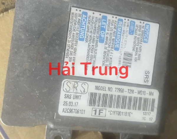 Hộp điều khiển túi khí Honda Accord 2018 Tháo Xe 77960-T2M-W010-M4