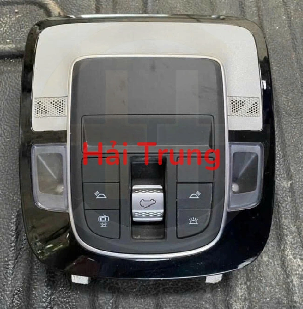 Đèn trần Hyundai Santafe 2020-2022 Tháo Xe