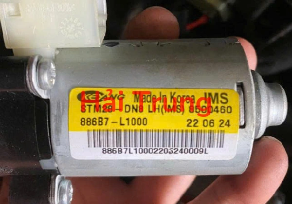 Mô tơ ngả ghế Kia K5 2021-2025 Tháo Xe 886B7-L1000 886B7L1000