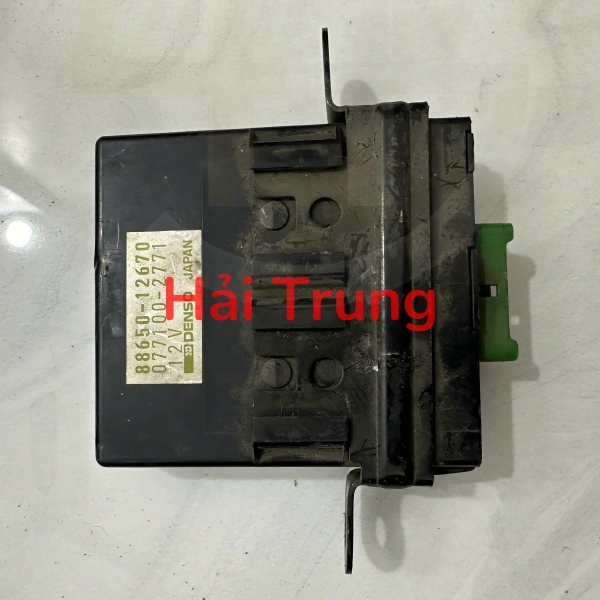 8865012670 Hộp điều khiển điều hòa Toyota Corolla Tháo Xe