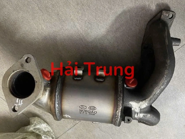 Bầu lọc khí xả Kia Morning 2010 nhập đời 3 xi lanh