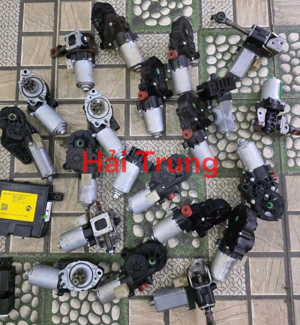 Mô tơ trượt ghế Hyundai Santafe 2019 2020 2021 2022 Tháo Xe