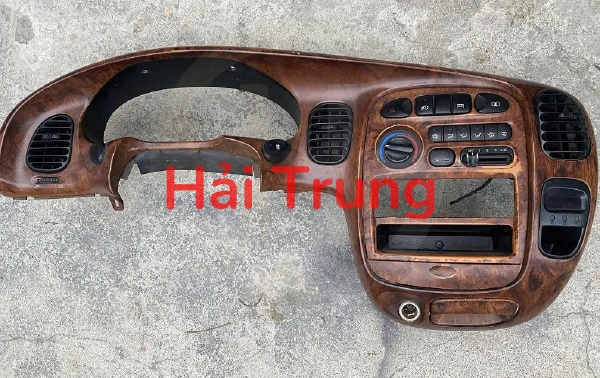 Mặt dưỡng táp lô Hyundai Libero Tháo Xe