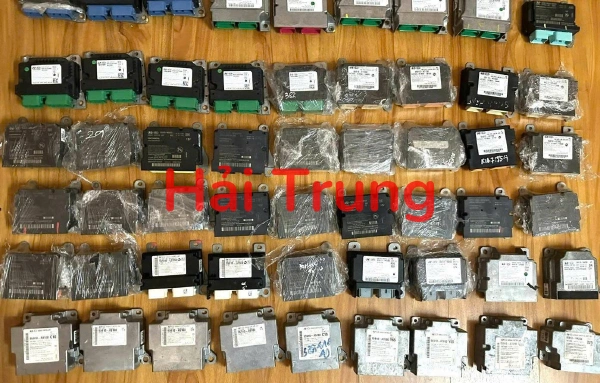 Tháo Xe Hộp điều khiển túi khí đầy đủ Santafe, Tucson, Creta, Seltos, Sonet, Carnival, Sorento