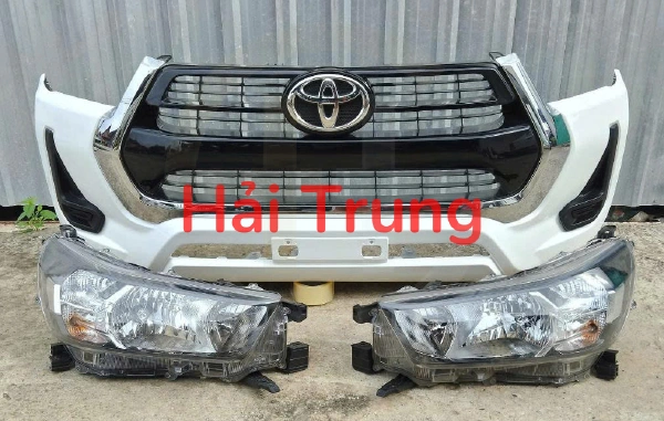 Cản trước liền cụm Toyota Hilux 2020-2025 Tháo xe